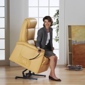 Fauteuil releveur électrique Cumulus Himolla Bourg en Bresse magasin canape bourg en bresse